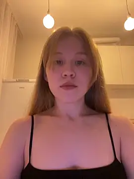Snapshot of Eva_Weyne chatting on 2, 6, 2026 Eva Weyne online show from 2, 6, 2026