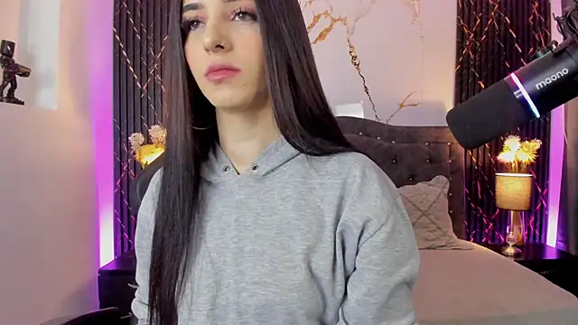 Snapshot of devlin_violett chatting on 9, 11, 2025 devlin violett online show from 9, 11, 2025