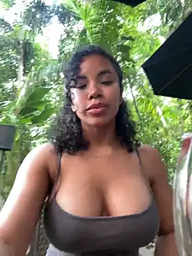 Snapshot of Brunettexio chatting on 22, 12, 2024 Brunettexio online show from 22, 12, 2024