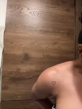 Snapshot of Brunettexio chatting on 9, 2, 2025 Brunettexio online show from 9, 2, 2025