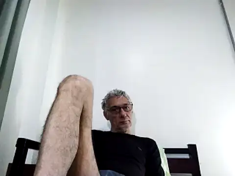 Snapshot of BIGUNCUTHARDCOCK chatting on 28, 2, 2025 BIGUNCUTHARDCOCK online show from 28, 2, 2025