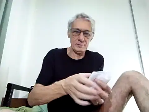 Snapshot of BIGUNCUTHARDCOCK chatting on 1, 3, 2025 BIGUNCUTHARDCOCK online show from 1, 3, 2025