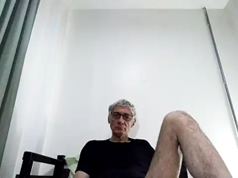 Snapshot of BIGUNCUTHARDCOCK chatting on 2, 3, 2025 BIGUNCUTHARDCOCK online show from 2, 3, 2025
