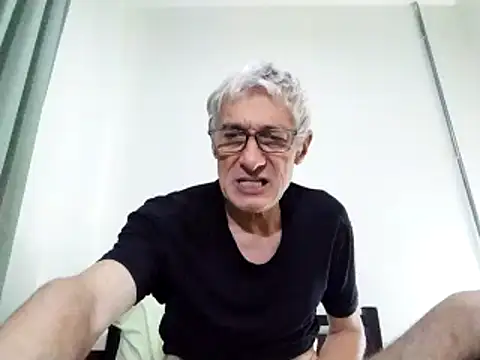 Snapshot of BIGUNCUTHARDCOCK chatting on 2, 3, 2025 BIGUNCUTHARDCOCK online show from 2, 3, 2025