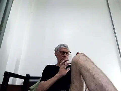 Snapshot of BIGUNCUTHARDCOCK chatting on 7, 3, 2025 BIGUNCUTHARDCOCK online show from 7, 3, 2025