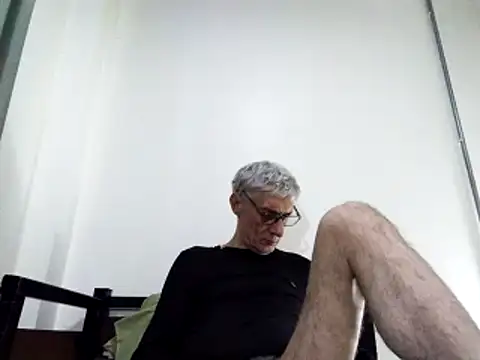 Snapshot of BIGUNCUTHARDCOCK chatting on 8, 3, 2025 BIGUNCUTHARDCOCK online show from 8, 3, 2025