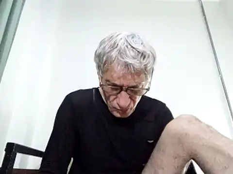 Snapshot of BIGUNCUTHARDCOCK chatting on 9, 3, 2025 BIGUNCUTHARDCOCK online show from 9, 3, 2025