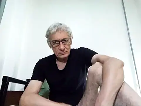 Snapshot of BIGUNCUTHARDCOCK chatting on 10, 3, 2025 BIGUNCUTHARDCOCK online show from 10, 3, 2025