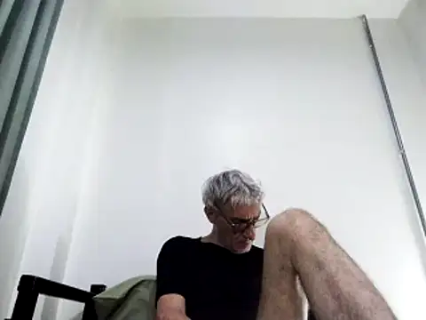 Snapshot of BIGUNCUTHARDCOCK chatting on 11, 3, 2025 BIGUNCUTHARDCOCK online show from 11, 3, 2025