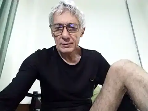 Snapshot of BIGUNCUTHARDCOCK chatting on 16, 3, 2025 BIGUNCUTHARDCOCK online show from 16, 3, 2025