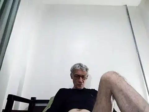 Snapshot of BIGUNCUTHARDCOCK chatting on 16, 3, 2025 BIGUNCUTHARDCOCK online show from 16, 3, 2025
