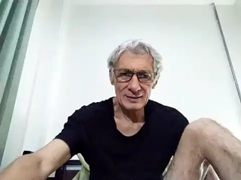 Snapshot of BIGUNCUTHARDCOCK chatting on 21, 3, 2025 BIGUNCUTHARDCOCK online show from 21, 3, 2025