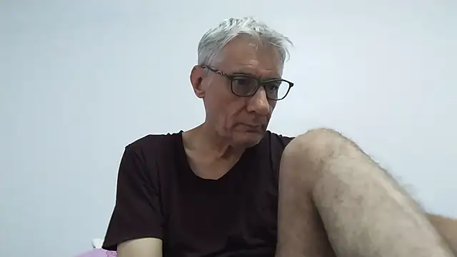 Snapshot of BIGUNCUTHARDCOCK chatting on 29, 6, 2026 BIGUNCUTHARDCOCK online show from 29, 6, 2026