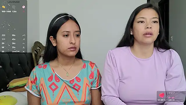 Snapshot of 2SummerLove1 chatting on 21, 2, 2025 2SummerLove1 online show from 21, 2, 2025