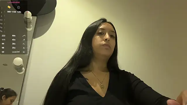 Snapshot of 2SummerLove1 chatting on 26, 2, 2025 2SummerLove1 online show from 26, 2, 2025