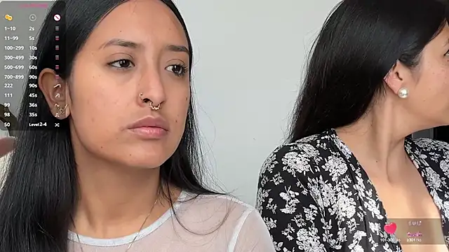 Snapshot of 2SummerLove1 chatting on 8, 3, 2025 2SummerLove1 online show from 8, 3, 2025