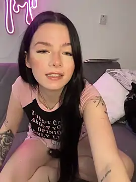 Snapshot of RoxiBlack chatting on 16, 4, 2026 RoxiBlack online show from 16, 4, 2026