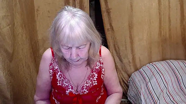 Snapshot of _Estelitta_5 chatting on 21, 2, 2025  Estelitta 5 online show from 21, 2, 2025