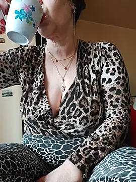 Tinaa Love69 online show from 23, 2, 2026