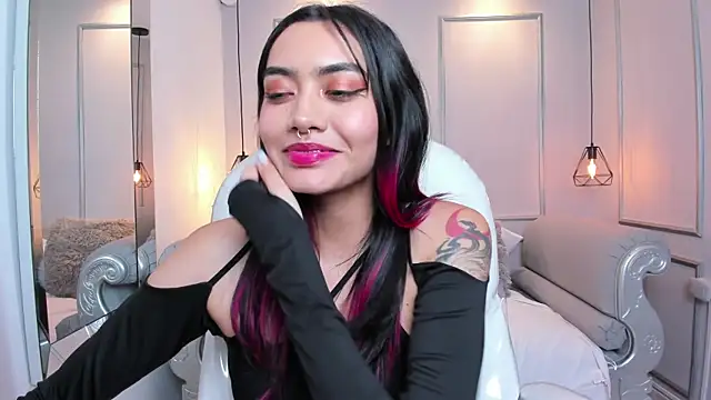 AzuraKindong online show from 19, 3, 2025