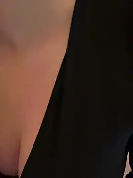 ChristyAdair online show from 12, 3, 2025