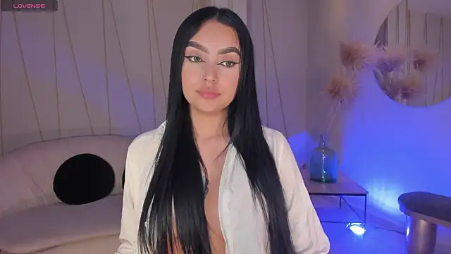 sarawinstone online show from 1, 3, 2025