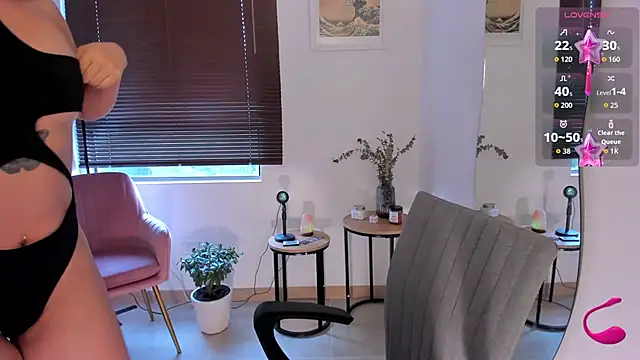 Snapshot of ameliegraham chatting on 17, 9, 2025 ameliegraham online show from 17, 9, 2025