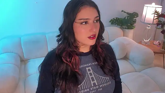 freya bella  online show from 13, 3, 2025