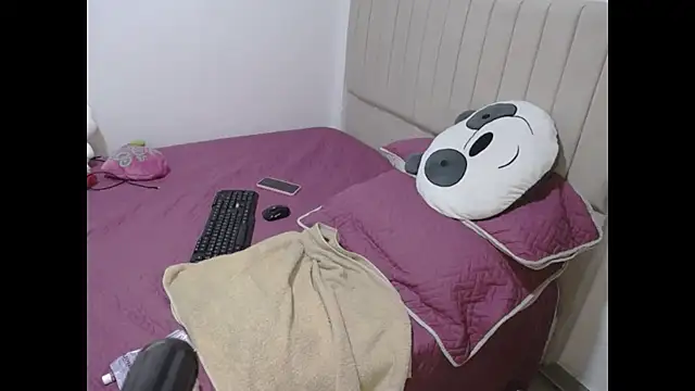 Snapshot of Stepmom_slut_50 chatting on 13, 9, 2025 Stepmom slut 50 online show from 13, 9, 2025