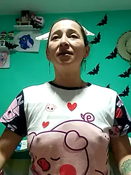 Snapshot of emilypoppy3 chatting on 17, 2, 2025 emilypoppy3 online show from 17, 2, 2025