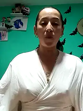 emilypoppy3 online show from 18, 2, 2025