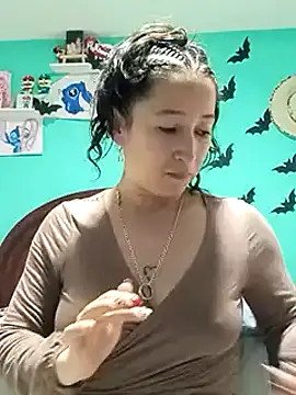 Snapshot of emilypoppy3 chatting on 1, 3, 2025 emilypoppy3 online show from 1, 3, 2025