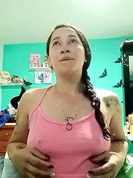 Snapshot of emilypoppy3 chatting on 6, 3, 2025 emilypoppy3 online show from 6, 3, 2025