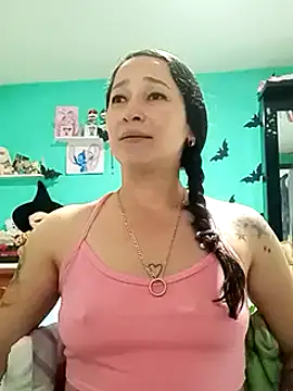 Snapshot of emilypoppy3 chatting on 7, 3, 2025 emilypoppy3 online show from 7, 3, 2025