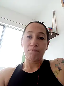 Snapshot of emilypoppy3 chatting on 5, 3, 2026 emilypoppy3 online show from 5, 3, 2026