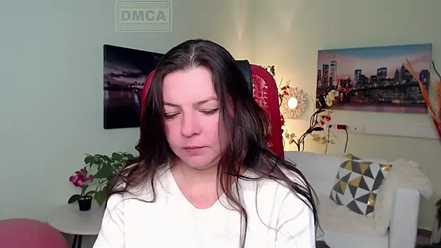 Lily flower7 online show from 21, 11, 2025