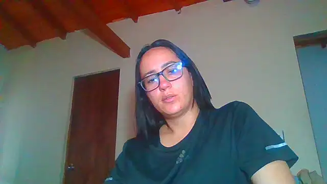 brittanycheeks online show from 18, 4, 2026