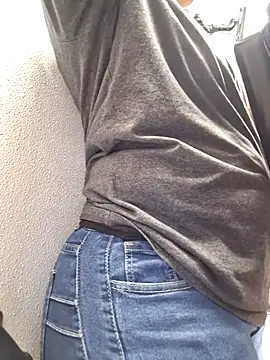 Snapshot of samone9 chatting on 7, 3, 2025 samone9 online show from 7, 3, 2025