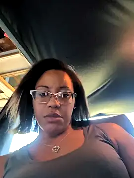 Snapshot of samone9 chatting on 3, 5, 2026 samone9 online show from 3, 5, 2026