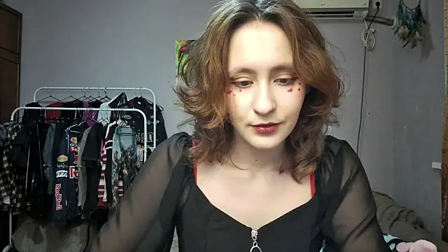 Snapshot of JoannaTompson chatting on 23, 2, 2025 JoannaTompson online show from 23, 2, 2025