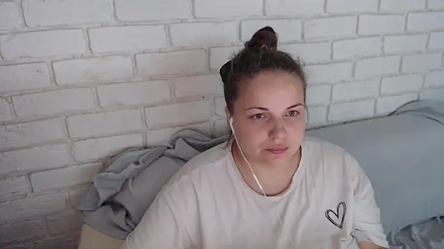 Snapshot of Crazyy_girl_ chatting on 23, 10, 2025 Crazyy girl online show from 23, 10, 2025