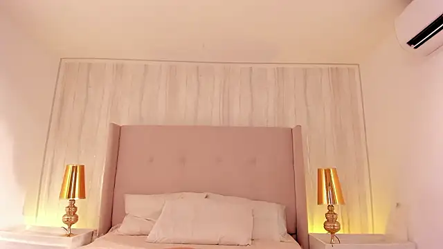 kaylarossi online show from 5, 3, 2026