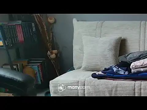 lolacharlyxh online show from 18, 1, 2025