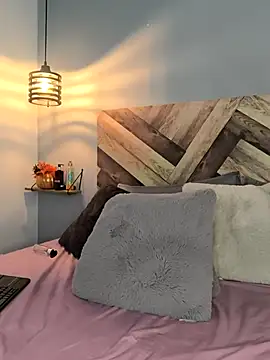 Snapshot of EmmilyBrant chatting on 9, 1, 2025 EmmilyBrant online show from 9, 1, 2025