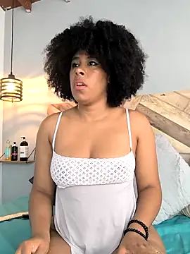 Snapshot of EmmilyBrant chatting on 16, 2, 2025 EmmilyBrant online show from 16, 2, 2025