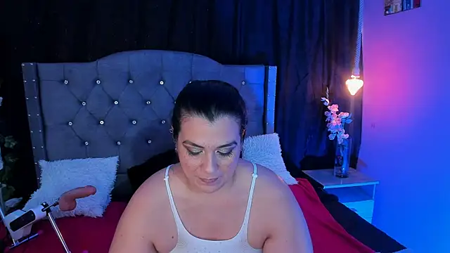 martina foxy  online show from 10, 3, 2025