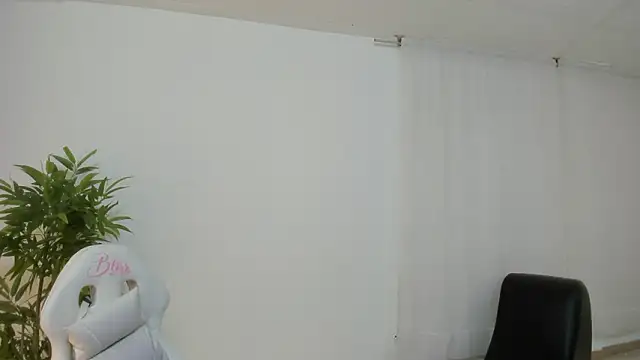 martina foxy  online show from 27, 2, 2026