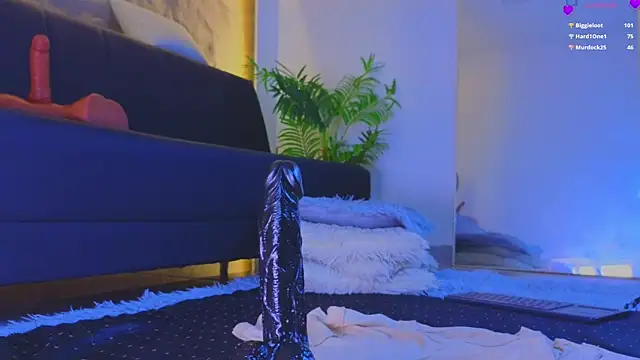 Snapshot of Isa__Blanc chatting on 20, 2, 2026 Isa Blanc online show from 20, 2, 2026