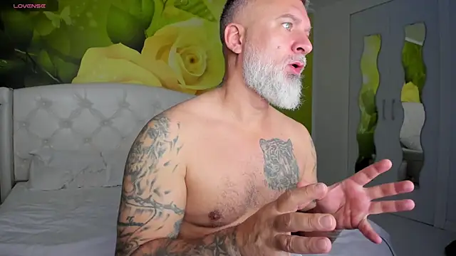 BlowMyXXL online show from 15, 12, 2025