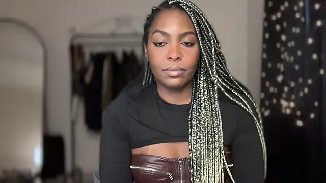 marisilva br online show from 4, 11, 2025